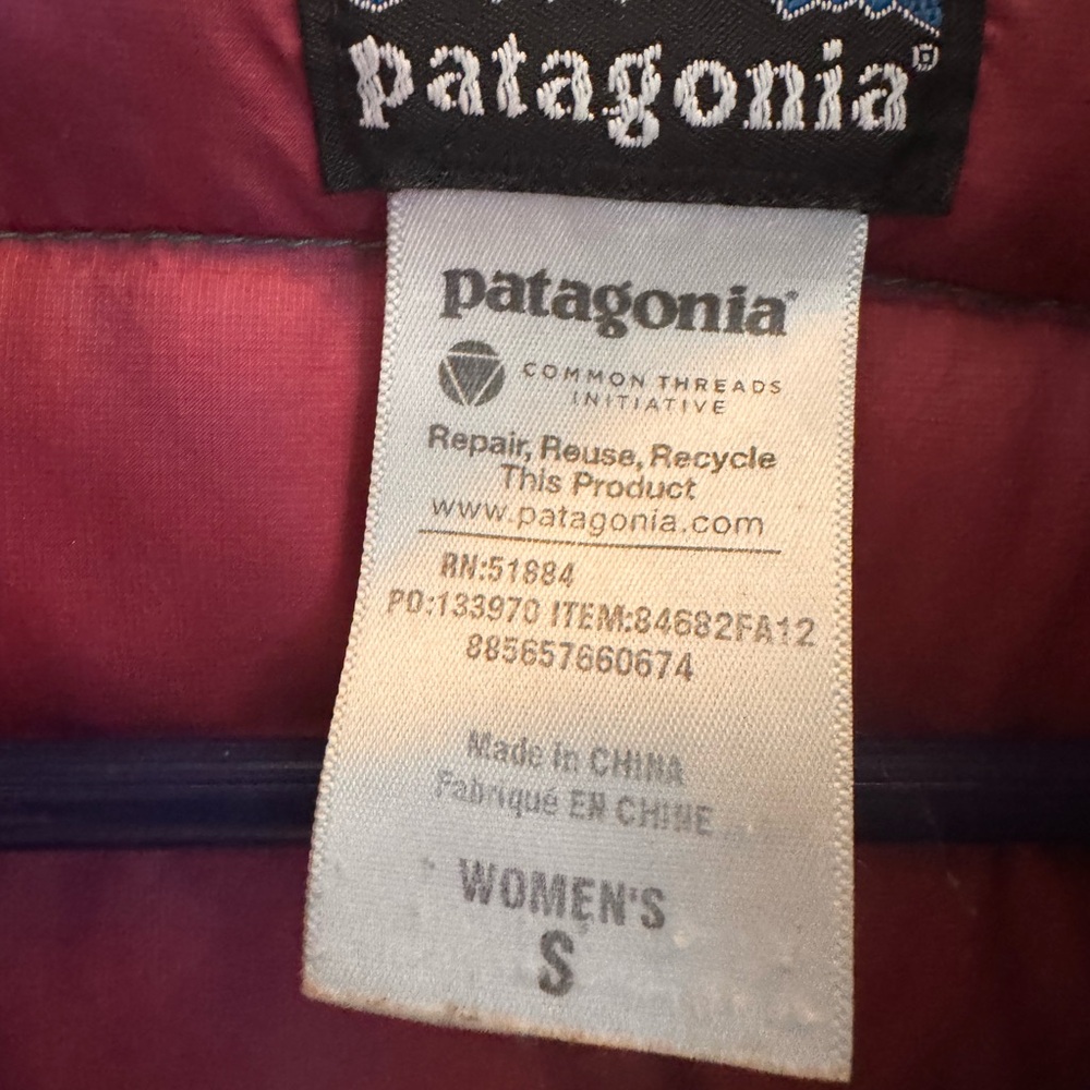 Patagonia Green Puffer Jacket - Picture 2 of 3